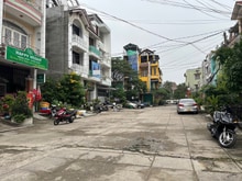 Hình ảnh Bán nhà phố 4 Tầng Giá Tốt Đường Quốc Hương, Phường Thảo Điền, Quận 2