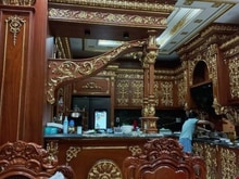 Hình ảnh Chủ nhà gửi thiện chí bán Biệt thự gỗ đỏ dát vàng siêu đẹp