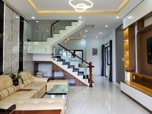Hình ảnh Đường võ văn kiệt. Phường Cô Giang. Q1.  DT: 5m25 (nở hậu 6m) X 8.5m