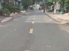 Hình ảnh Nhà MT đường Số 28, P. Bình Trị Đông B, 5 x 20m, 3.5 tấm, giá 13.6 Tỷ.