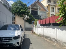Hình ảnh Bán nhà 100m2 ở ngay, hẻm xe hơi Quang Trung Hiệp Phú gần Vincom Q.9