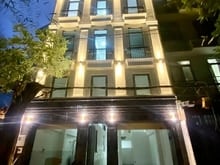 Hình ảnh Bán khách sạn ngay sân bay 1 hầm 6 tầng 8x20 giá 45 tỷ