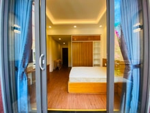 Hình ảnh 1 Phòng Ngủ Tách bếp, Bancon lớn Trần Hưng Đạo Quận 1