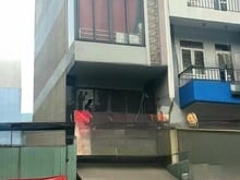 Hình ảnh RẺ NHẤT mặt tiền Trường Sơn, Q.10, 4m*10m, 4 tầng chỉ 27tr/th