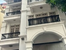 Hình ảnh Bán căn nhà gần mặt phố trung kính , khu phân lô có vỉa hè