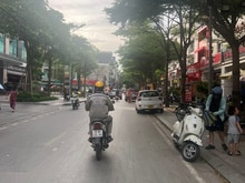 Hình ảnh Cực hot: nhà mới phố triều khúc,thanh xuân 40m*5t,sđcc,chỉ 3 bước ra