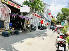Hình ảnh Bán Nhà 2 Tầng Đ.Nguyễn Cừ Thảo Điền 200m2 chỉ 125tr/m2 phố Xuân Thủy