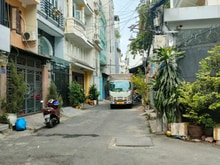 Hình ảnh HXH 7A Thành Thái. Quận 10: DT: 4,7x13. Giá: 12,5 Tỷ TL