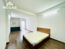 Hình ảnh Căn Hộ Ban Công Riêng Đầy Đủ Nội Thất Ngay Nhất Chi Mai - Cộng Hoà