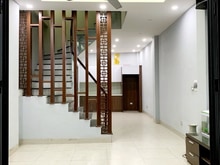Hình ảnh BÁN GẤP nhà 47m2 Gia Thụy, Long Biên, Fortuner đỗ trong nhà, chỉ 7.75