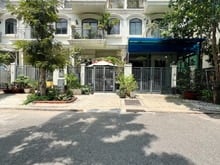Hình ảnh Bán Gấp Nhà Phố Góc 7x20m Full Nội Thất Giá 18 Tỷ Có Thang Máy Thật