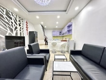 Hình ảnh Nhà đẹp ngay Võ Văn Kiệt- Quận 1