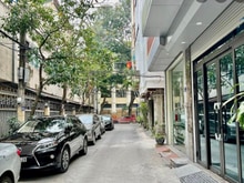 Hình ảnh Bán nhà Xuân La, thang máy nhập khẩu, ô tô Camry tránh Mercedes, 57m2