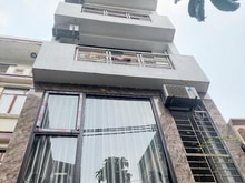 Hình ảnh Cần bán nhà phường Bồ Đề. 50m2x5. Gara 7chỗ. Giá 8.5 tỷ