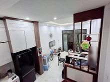 Hình ảnh Bán nhà gia quất Long Biên 31 mét sân xây full nội thất 3,7 tỷ