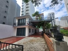 Hình ảnh Nhà cho thuê MT phố An Thượng ngang 9m , 2 tầng, sân vườn thoáng rộng