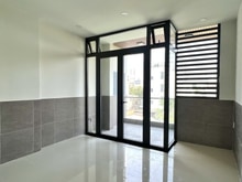 Hình ảnh Nhà Hẻm Xe Hơi Đường Tây Thạnh, 3 Tầng, Sổ Hồng Hoàn Công Đầy Đủ