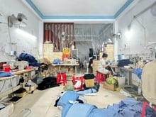 Hình ảnh Kẹt nợ bán gấp nhà trả nợ - dt 69m2 Đoàn Văn Bơ-q4-giá1,25tỷ, shr,hxh