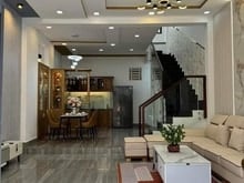 Hình ảnh Thu hồi vốn tl nhà đường Xóm Chiếu, pn,sổ riêng,giá 900tr dt 59m2, hxh