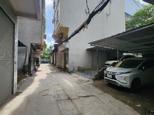 Hình ảnh Bán đất Nguyễn Khoái oto vào nhà. Sổ đỏ 38m2, giá 3 tỷ