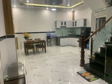 Hình ảnh 🏦 Nhà bán 5,65m x 11m đúc 3 tấm
