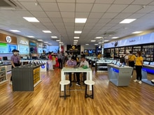 Hình ảnh Cho thuê nguyên căn mặt tiền NB Điện Biên Phủ, Bình Thạnh,300m2, 120tr