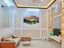 Hình ảnh CHÍNH CHỦ  Bán nhà phố Bạch Mai x 40m2 x 4 Tầng x MT6,8m x Giá 5,x tỉ