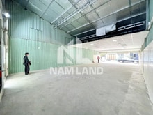 Hình ảnh Nhà Tiền Chế 8x20 Trống Suốt Trần Cao Được Cải Tạo KD Tuỳ Ý