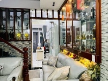 Hình ảnh Cần bán gấp nhà mới đẹp lạc long quân, 4 tầng hẻm xe hơi thông, chỉ