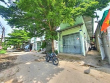 Hình ảnh Nhà mặt tiền 24 võ văn hát có 5 phòng trọ ngay chợ giá tốt