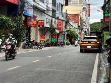 Hình ảnh Nhà nát quận 10 sát mặt tiền hẻm xe tải ,ô tô ngủ trong nhà giá 14 tỷ