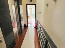 Hình ảnh Nhà 90m CHÍNH CHỦ góc ngã 3 mặt hẻm CỰC TO có THANG MÁY