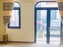 Hình ảnh Nhà Hẻm Ô Tô Đường Bờ Bao Tân Thắng, 2 Tầng, Đang Cho Thuê 150 Triệu/N