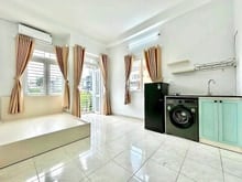 Hình ảnh Căn Hộ Ban Công Riêng Đầy Đủ Nội Thất Ngay Bành Văn Trân