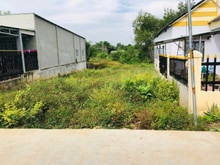 Hình ảnh Bán nhanh 3 lô đất thổ cư ngay trung tâm thị xã 15x25=375m2, giá 260tr