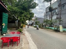 Hình ảnh Kdc cách Hóc Môn 3.5km, chợ 300m nhà kinh doanh buôn bán sầm uất