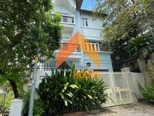 Hình ảnh HẾT HỒN LUÔN - CĂN Villa rẻ bất chấp mưa bão Sài Gòn ngay TRẦN NÃO Q2