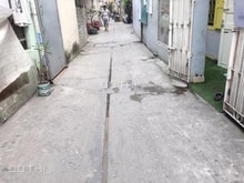 Hình ảnh Bán gấp nhà siêu hiếm,lô góc,3 tầng,sổ hồng CC,giá 2 tỷ LC TP Thủ Đức,