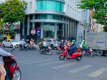 Hình ảnh Cho thuê Văn phòng góc 2 Mặt tiền vị trí siêu đẹp Quận Tân Bình 18$/m2