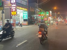 Hình ảnh Bán tòa nhà 8,4x30m nhà 5 lầu giá 26 tỷ mt đường nguyễn ảnh thủ, q12
