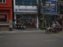 Hình ảnh MBKD phố Lạc Long Quân. 5 tầng x 80m2. Mặt tiền 5m
