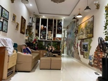 Hình ảnh Phân lô, oto vào nhà, ở ngay tại Phạm Ngọc Thạch-Đống Đa. 52m*4Tầng.