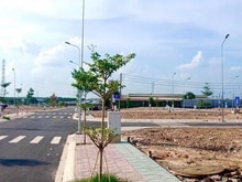 Hình ảnh Chuyển nhượng gấp lô đất 180m2 thổ cư ngay mặt tiền Quốc lộ 51, giá rẻ