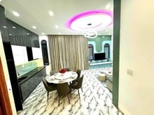 Hình ảnh Mt Kinh Doanh Trần Cao Vân , DT 106m2, Nhà 2 Tầng,Đg 10m, Giá 14,6 Tỷ.