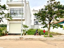 Hình ảnh Bán gấp lô đất sổ sẵn nằm ngay mặt tiền khu đô thị sân bay Long Thành.