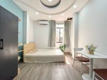 Hình ảnh Căn Hộ Cửa Sổ To Quận 1 Gần Bờ Kè Hoàng Sa , Chợ Tân Định , Cầu Bông