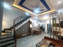 Hình ảnh Bán nhà Lê Văn Thịnh, quận 2 chỉ 3 tỷ hơn 4pn 5wc sổ hồng riêng