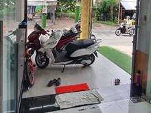 Hình ảnh Bán NHÀ MẶT TIỀN, lề đường rộng Gần Trường, Trạm Y tế. Ở và KD