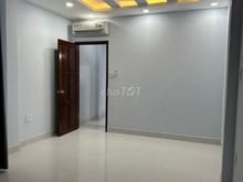 Hình ảnh Cho Thuê Nhà Mặt tiền Trần Hưng Đạo Q1 (4,3x14m) 5 Tấm. Giá 45 triệu