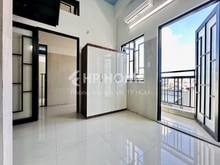 Hình ảnh Căn Hộ Ban Công Riêng Mới Xây (100%) Ngay Hoàng Hoa Thám